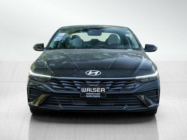 new 2025 Hyundai Elantra car, priced at $27,395