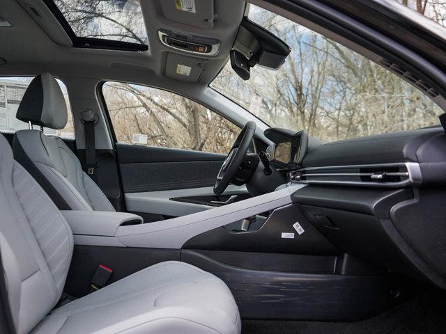 new 2025 Hyundai Elantra car, priced at $26,697