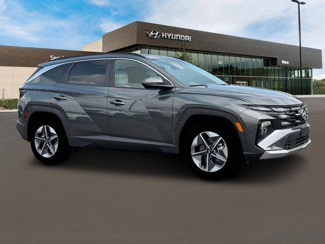 new 2025 Hyundai Tucson Hybrid car, priced at $37,815