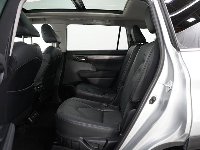 used 2023 Toyota Highlander car, priced at $39,998