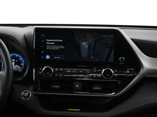 used 2023 Toyota Highlander car, priced at $39,998