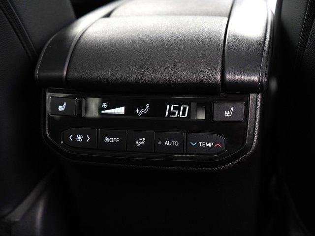 used 2023 Toyota Highlander car, priced at $39,998