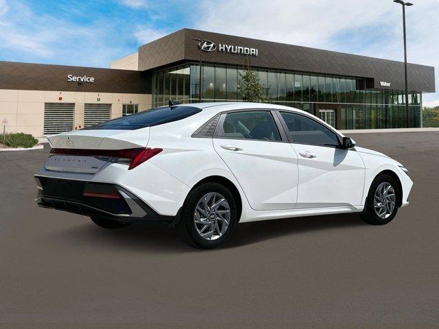 new 2025 Hyundai Elantra HEV car, priced at $27,549