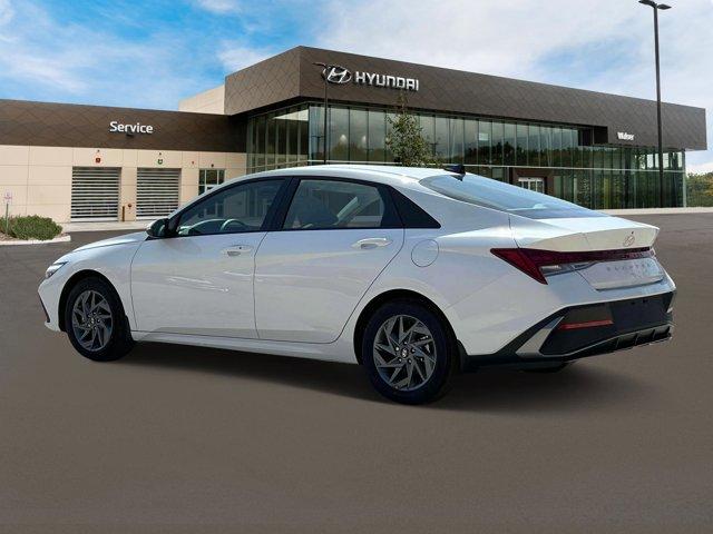 new 2025 Hyundai Elantra HEV car, priced at $27,549