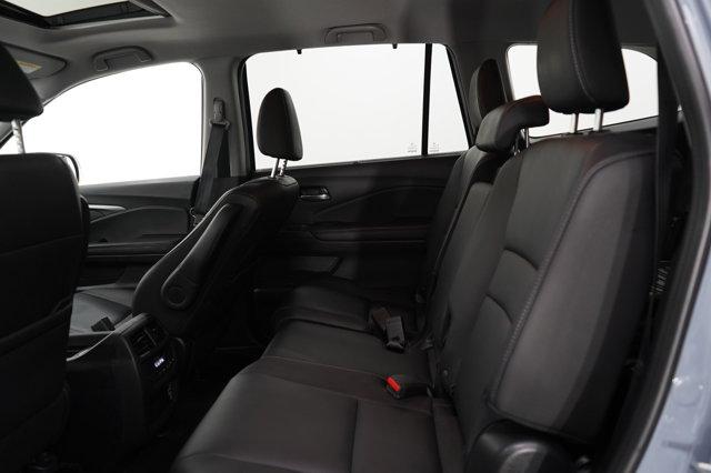 used 2022 Honda Pilot car, priced at $33,998