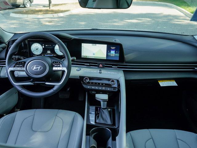 new 2025 Hyundai Elantra car, priced at $27,800