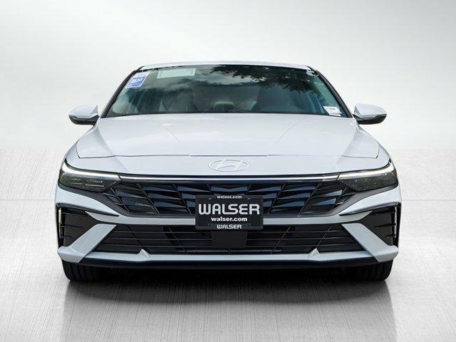 new 2025 Hyundai Elantra car, priced at $27,800