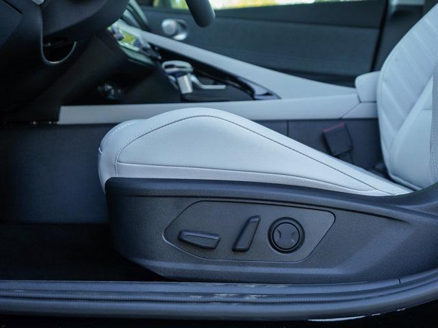 new 2025 Hyundai Elantra car, priced at $27,800