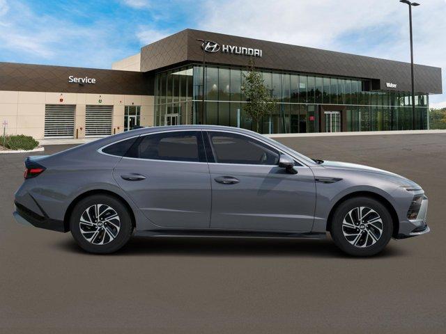 new 2026 Hyundai Sonata Hybrid car, priced at $30,850