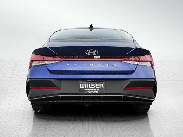 new 2025 Hyundai Elantra car