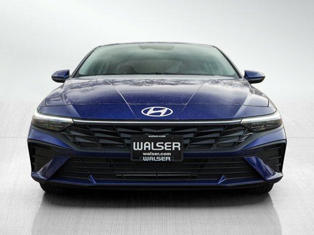 new 2025 Hyundai Elantra car