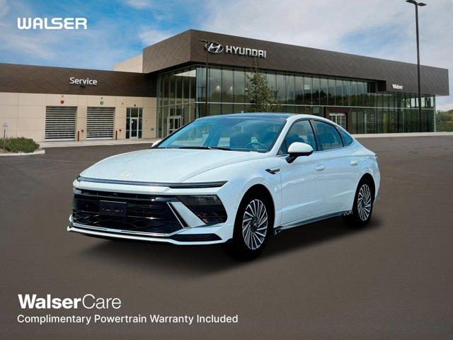 new 2025 Hyundai Sonata Hybrid car, priced at $39,560