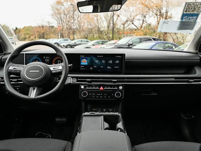 new 2026 Hyundai TUCSON Hybrid car, priced at $32,615