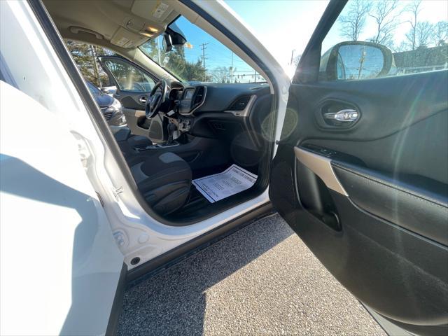 used 2018 Jeep Cherokee car, priced at $13,799