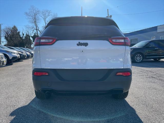 used 2018 Jeep Cherokee car, priced at $13,799