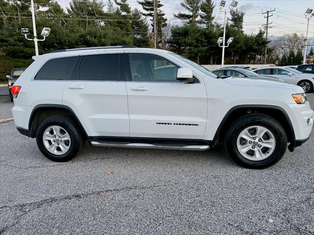 used 2017 Jeep Grand Cherokee car, priced at $17,999