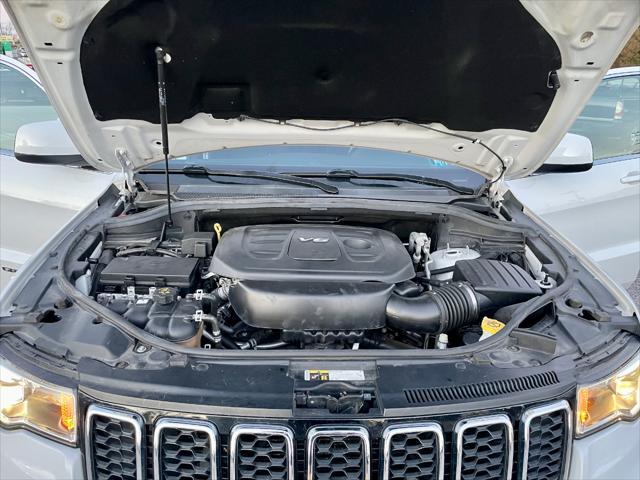 used 2017 Jeep Grand Cherokee car, priced at $17,999