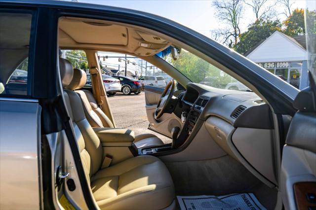 used 2000 Lexus ES 300 car, priced at $5,995