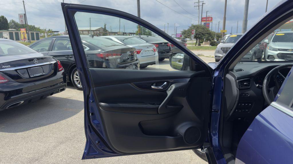 used 2019 Nissan Rogue car, priced at $12,495