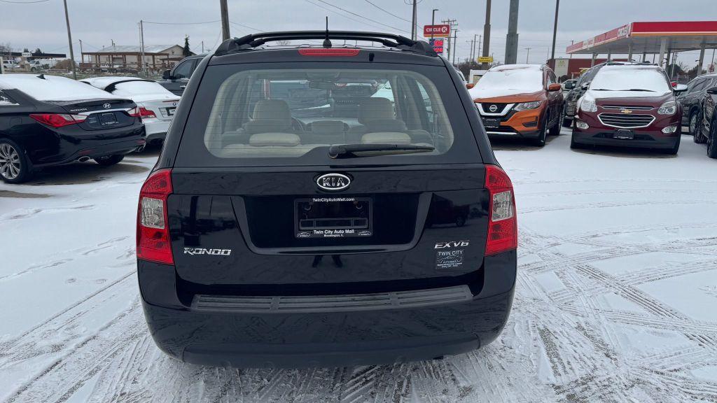 used 2008 Kia Rondo car, priced at $4,495