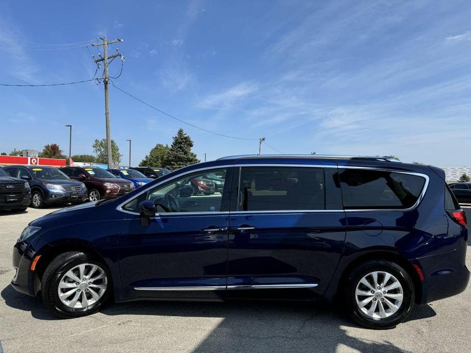 used 2018 Chrysler Pacifica car, priced at $15,395