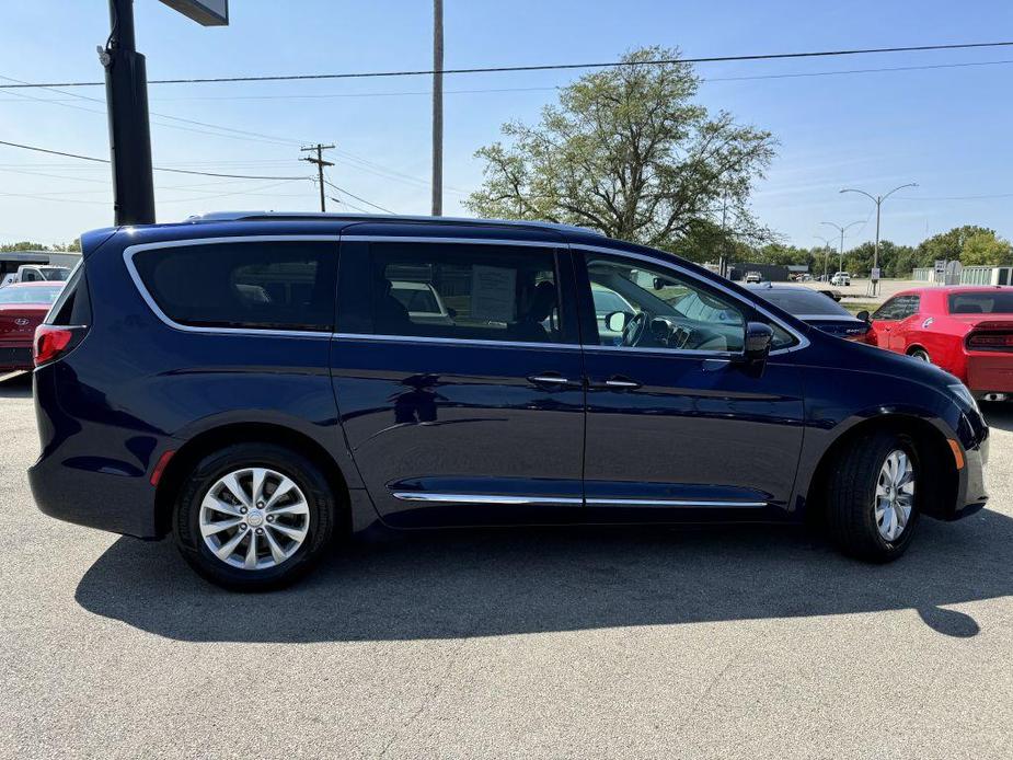 used 2018 Chrysler Pacifica car, priced at $15,395