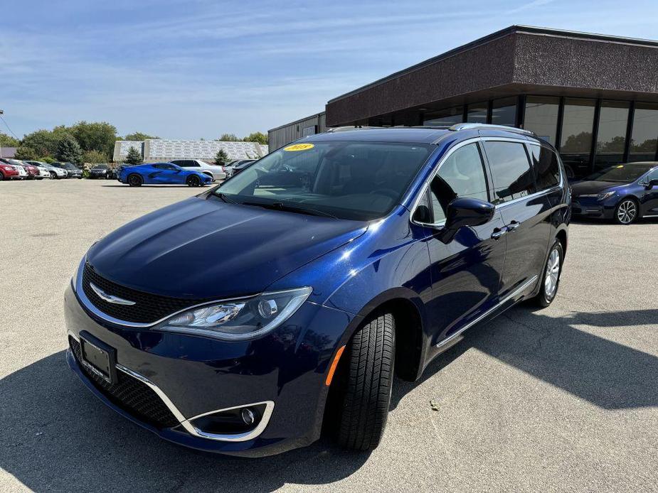 used 2018 Chrysler Pacifica car, priced at $15,395