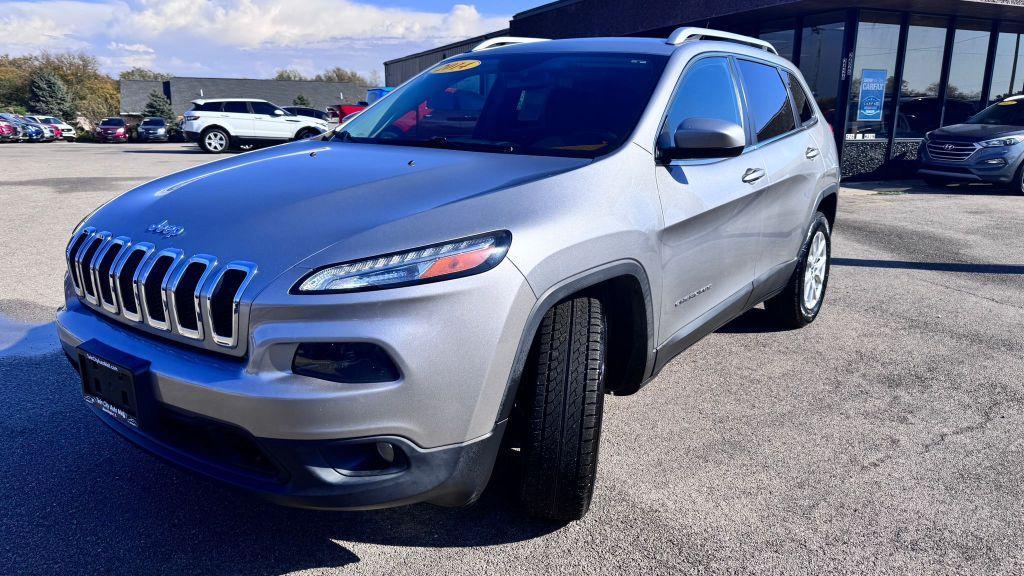 used 2014 Jeep Cherokee car, priced at $8,295