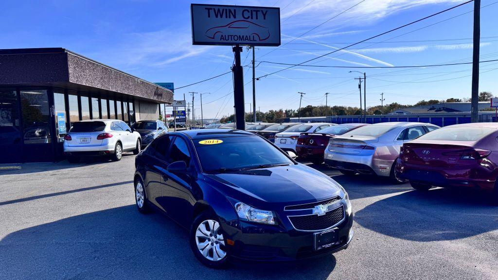 used 2014 Chevrolet Cruze car, priced at $5,995