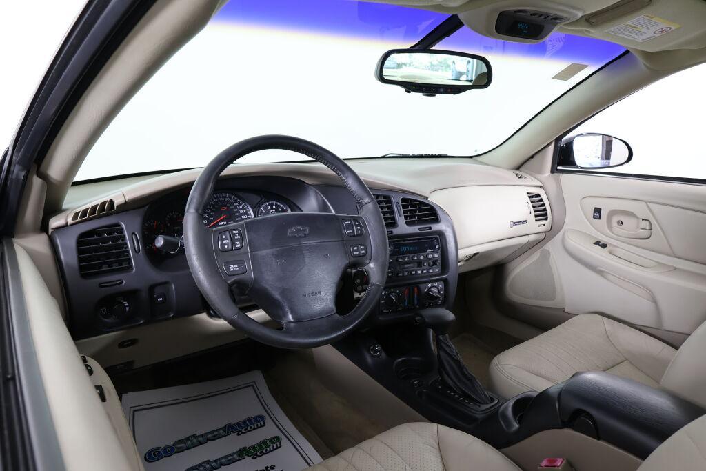 used 2002 Chevrolet Monte Carlo car, priced at $6,495