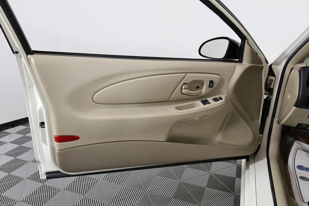 used 2002 Chevrolet Monte Carlo car, priced at $6,495