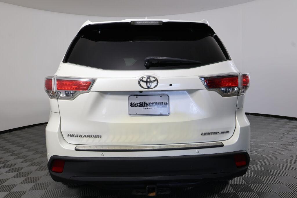 used 2015 Toyota Highlander car, priced at $15,291