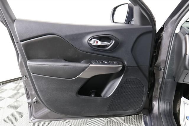 used 2019 Jeep Cherokee car, priced at $16,995