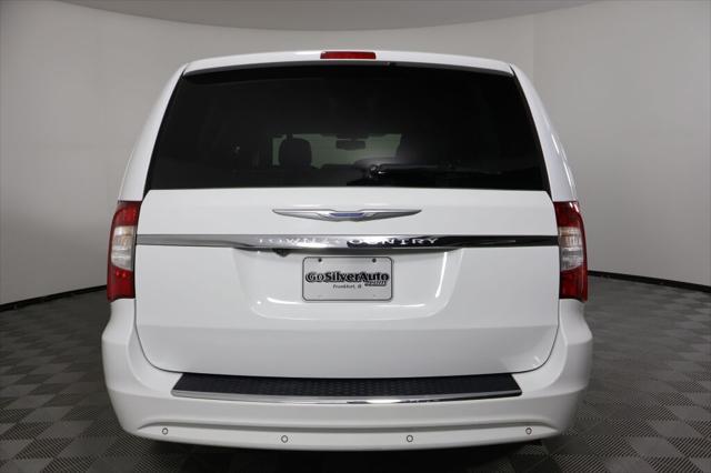 used 2014 Chrysler Town & Country car, priced at $9,495