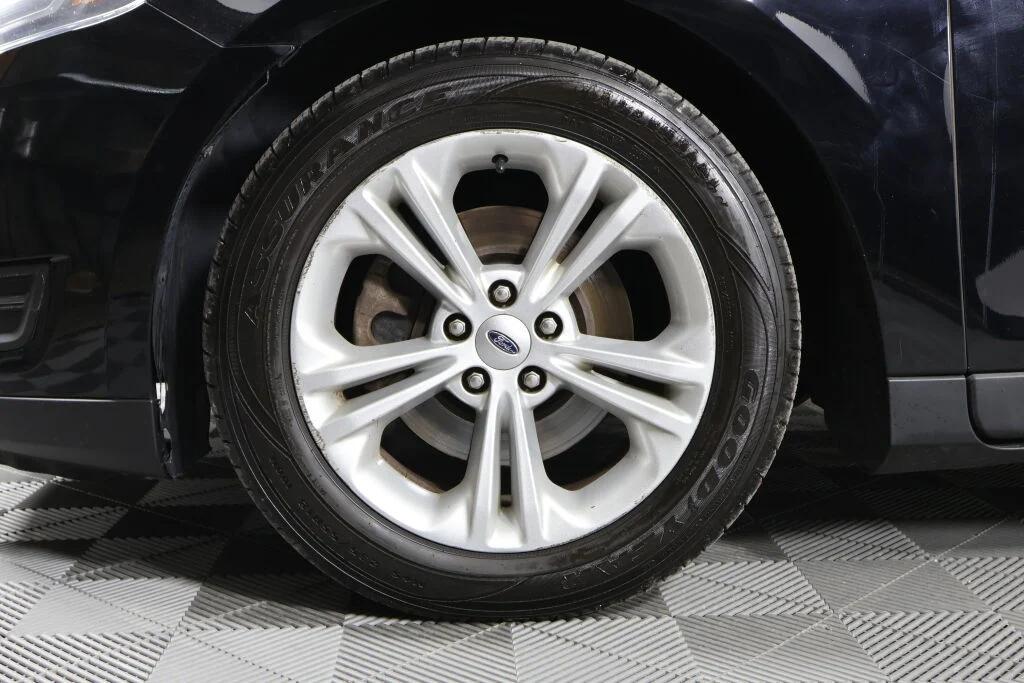 used 2017 Ford Taurus car, priced at $7,894