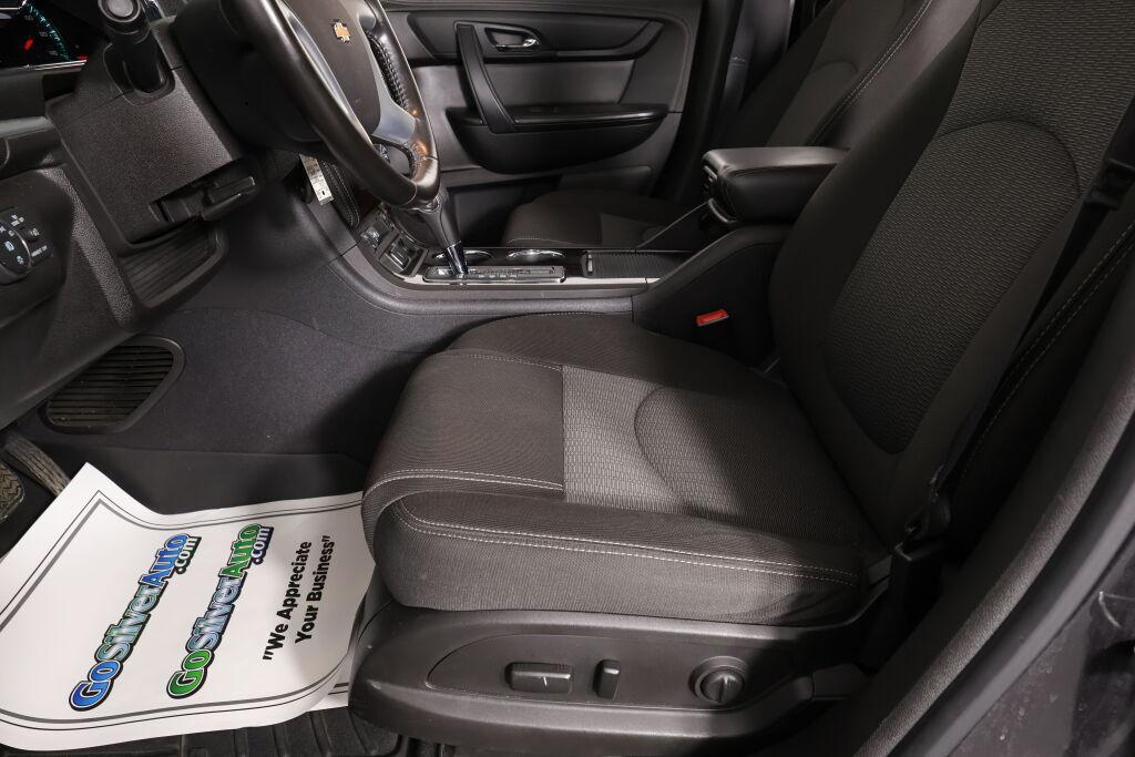 used 2017 Chevrolet Traverse car, priced at $11,995
