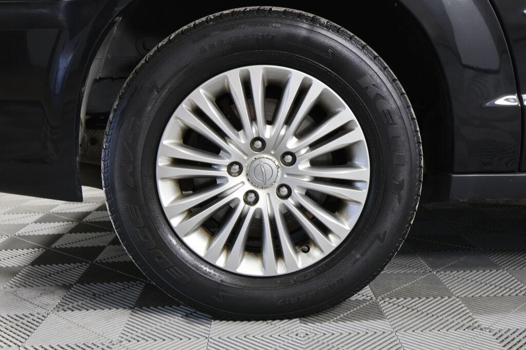 used 2015 Chrysler Town & Country car, priced at $7,995
