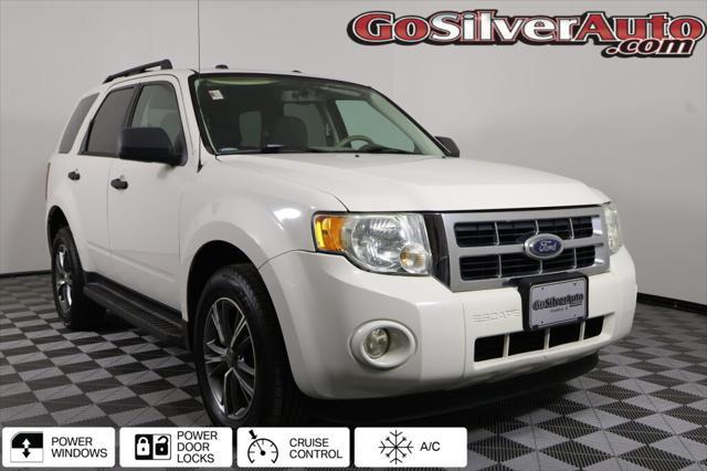 used 2009 Ford Escape car, priced at $7,995