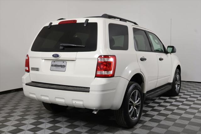 used 2009 Ford Escape car, priced at $7,995