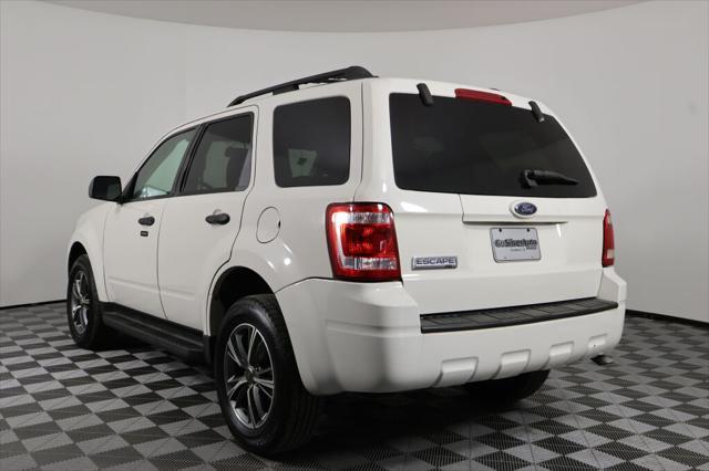 used 2009 Ford Escape car, priced at $7,995