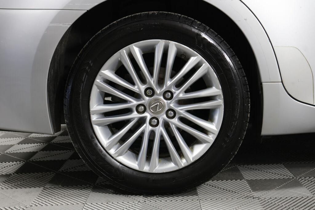 used 2013 Lexus ES 350 car, priced at $10,995