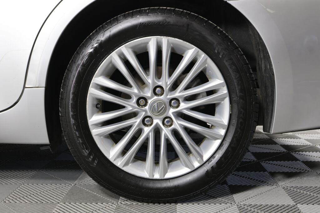 used 2013 Lexus ES 350 car, priced at $10,995