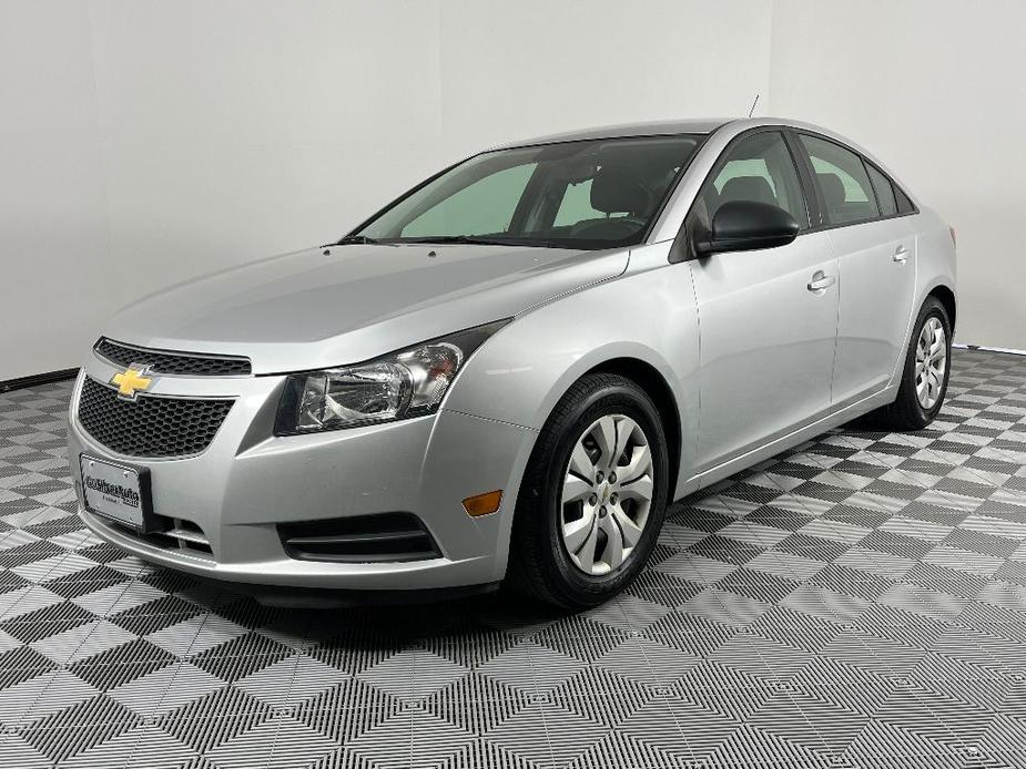 used 2014 Chevrolet Cruze car, priced at $6,994