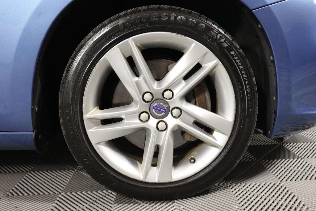 used 2015 Volvo S60 car, priced at $11,995