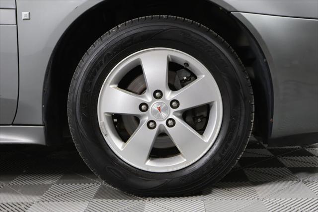 used 2007 Pontiac Grand Prix car, priced at $7,995