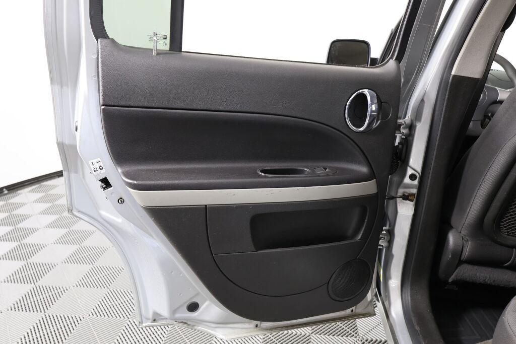 used 2010 Chevrolet HHR car, priced at $5,995