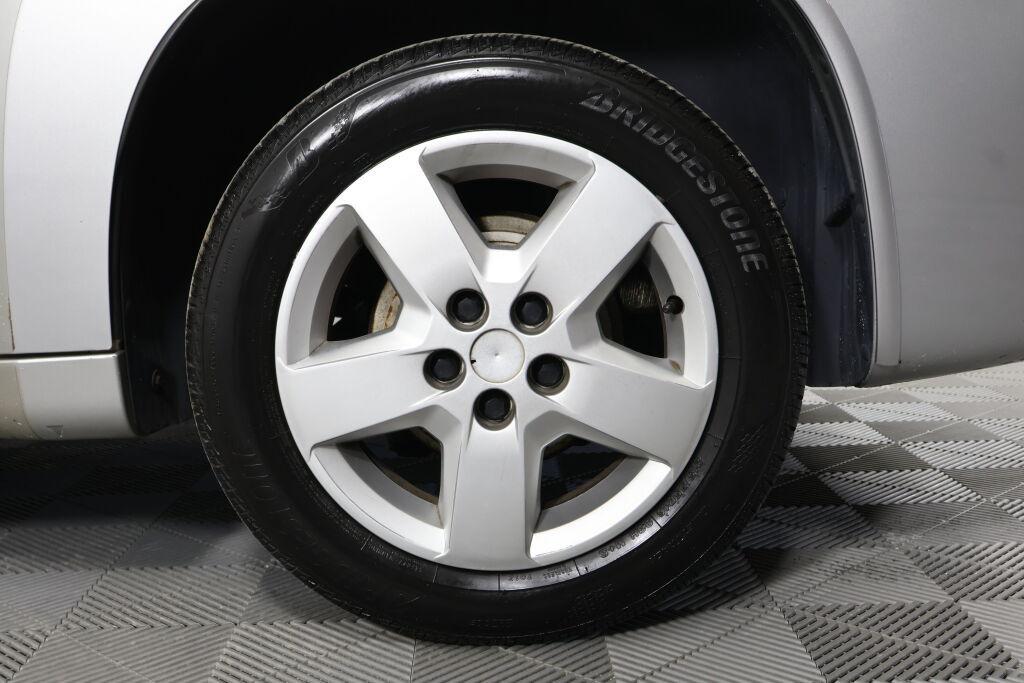 used 2010 Chevrolet HHR car, priced at $5,995