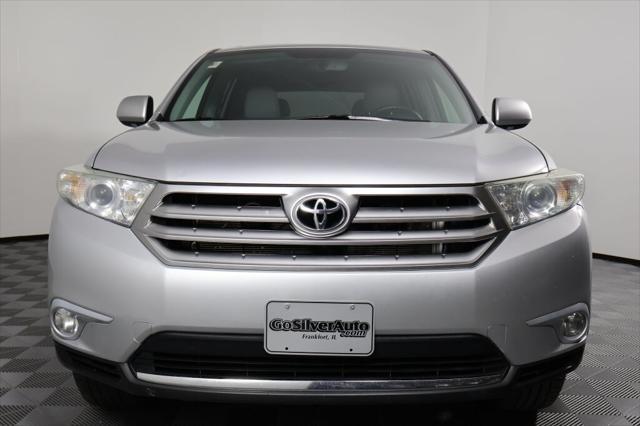 used 2013 Toyota Highlander car, priced at $11,995