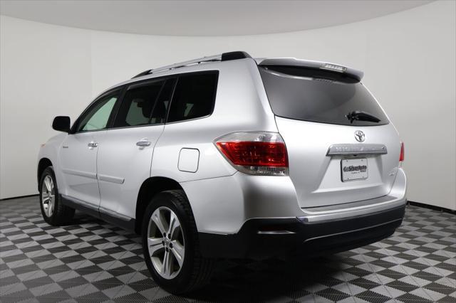 used 2013 Toyota Highlander car, priced at $11,995