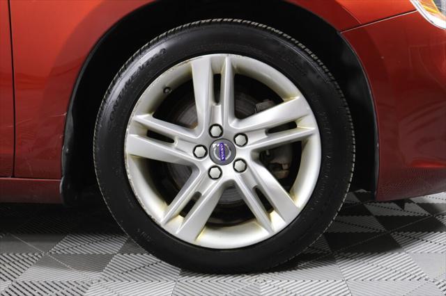 used 2015 Volvo V60 car, priced at $10,995